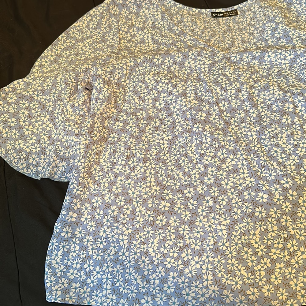 Floral top - Picture 4 of 6
